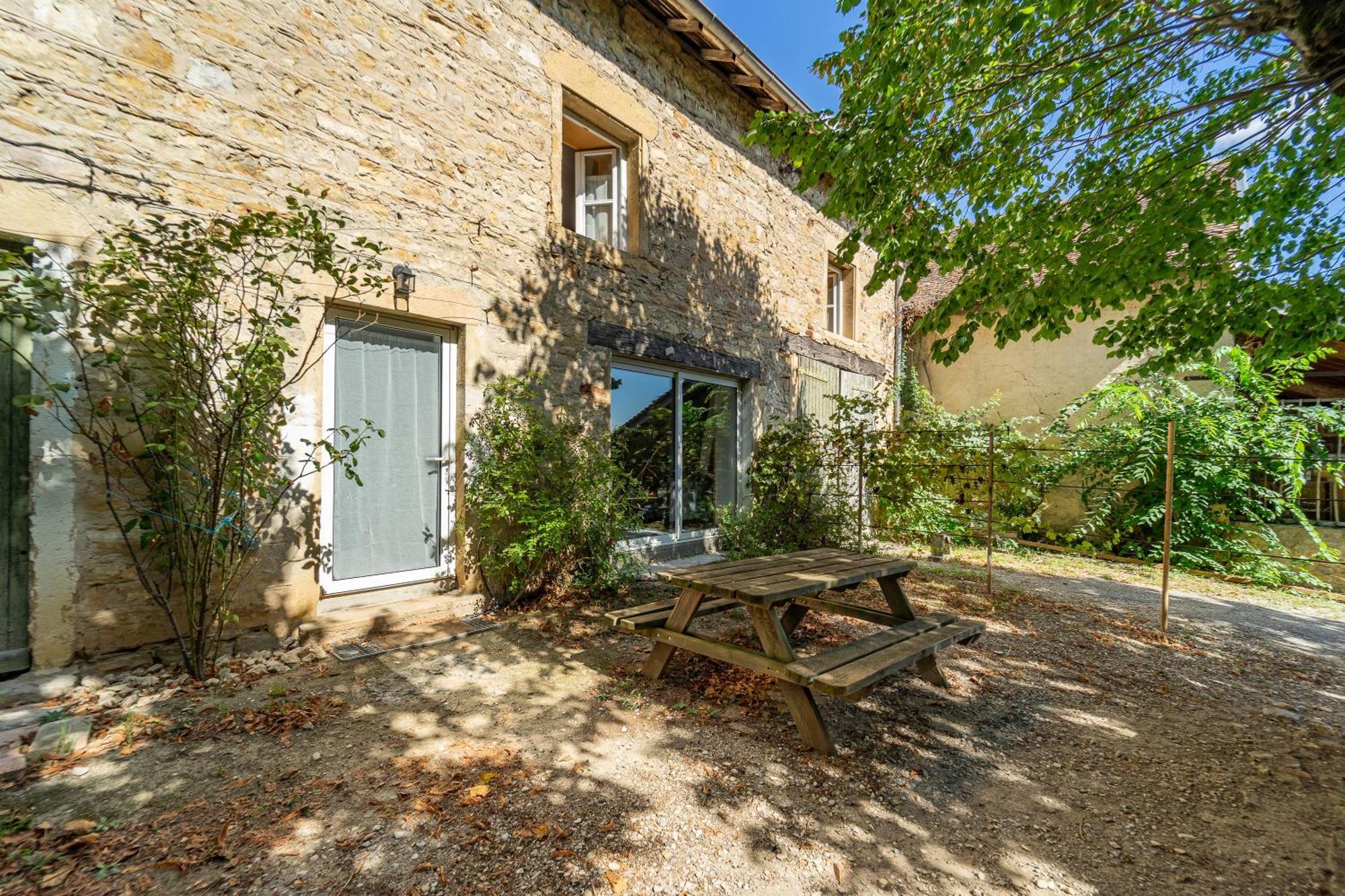 Cosy Room'S Frontonas Exterior photo